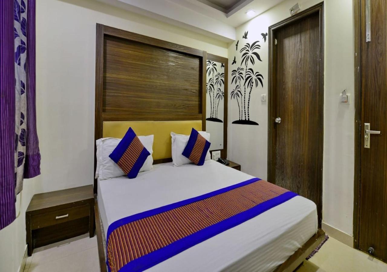 Hotel Perfect Spot- Main Bazar - Walking Metro Station New Delhi Exterior photo